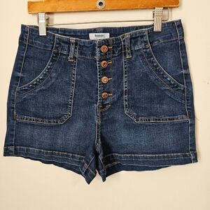 EUC KENSIE BUTTON FLY STRETCH SHORTS SIZE 10 / 30